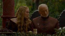 extant_GameOfThrones_4x02-TheLionAndTheRose_1480