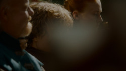 extant_GameOfThrones_4x02-TheLionAndTheRose_1503