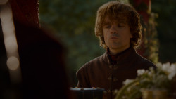 extant_GameOfThrones_4x02-TheLionAndTheRose_1537