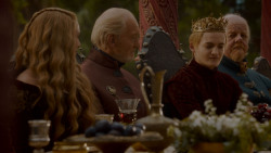 extant_GameOfThrones_4x02-TheLionAndTheRose_1550
