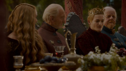 extant_GameOfThrones_4x02-TheLionAndTheRose_1551