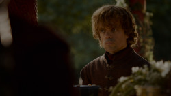 extant_GameOfThrones_4x02-TheLionAndTheRose_1554