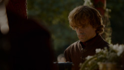 extant_GameOfThrones_4x02-TheLionAndTheRose_1555