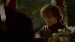extant_GameOfThrones_4x02-TheLionAndTheRose_1556