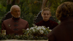 extant_GameOfThrones_4x02-TheLionAndTheRose_1580