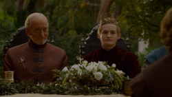 extant_GameOfThrones_4x02-TheLionAndTheRose_1581