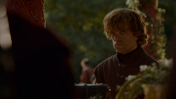extant_GameOfThrones_4x02-TheLionAndTheRose_1582