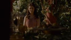 extant_GameOfThrones_4x02-TheLionAndTheRose_1584
