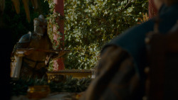 extant_GameOfThrones_4x02-TheLionAndTheRose_1591