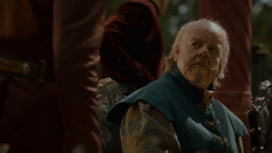 extant_GameOfThrones_4x02-TheLionAndTheRose_1611