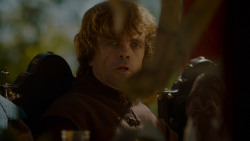 extant_GameOfThrones_4x02-TheLionAndTheRose_1647