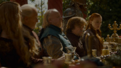 extant_GameOfThrones_4x02-TheLionAndTheRose_1649