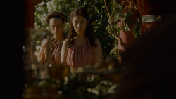 extant_GameOfThrones_4x02-TheLionAndTheRose_1662