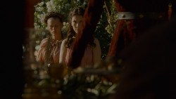 extant_GameOfThrones_4x02-TheLionAndTheRose_1664