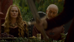 extant_GameOfThrones_4x02-TheLionAndTheRose_1665
