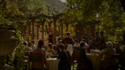extant_GameOfThrones_4x02-TheLionAndTheRose_1671