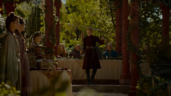 extant_GameOfThrones_4x02-TheLionAndTheRose_1677