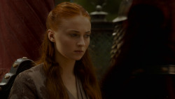 extant_GameOfThrones_4x02-TheLionAndTheRose_1701