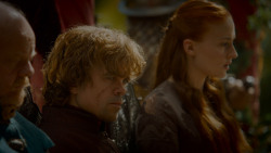 extant_GameOfThrones_4x02-TheLionAndTheRose_1704