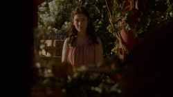 extant_GameOfThrones_4x02-TheLionAndTheRose_1716