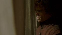 extant_GameOfThrones_4x02-TheLionAndTheRose_1724