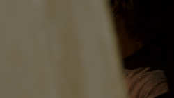 extant_GameOfThrones_4x02-TheLionAndTheRose_1726