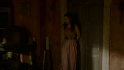 extant_GameOfThrones_4x02-TheLionAndTheRose_1737