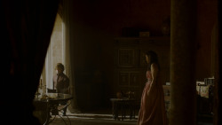 extant_GameOfThrones_4x02-TheLionAndTheRose_1747