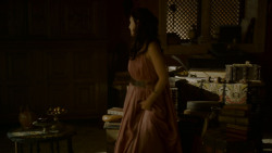 extant_GameOfThrones_4x02-TheLionAndTheRose_1751