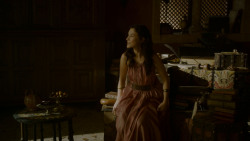 extant_GameOfThrones_4x02-TheLionAndTheRose_1752