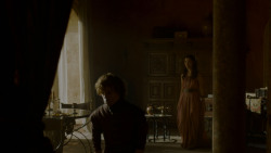 extant_GameOfThrones_4x02-TheLionAndTheRose_1765