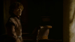 extant_GameOfThrones_4x02-TheLionAndTheRose_1772