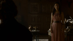 extant_GameOfThrones_4x02-TheLionAndTheRose_1775
