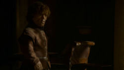 extant_GameOfThrones_4x02-TheLionAndTheRose_1778