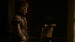 extant_GameOfThrones_4x02-TheLionAndTheRose_1781