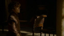 extant_GameOfThrones_4x02-TheLionAndTheRose_1797