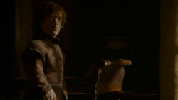 extant_GameOfThrones_4x02-TheLionAndTheRose_1811