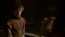 extant_GameOfThrones_4x02-TheLionAndTheRose_1833