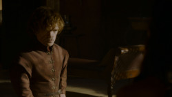 extant_GameOfThrones_4x02-TheLionAndTheRose_1835