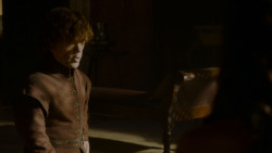 extant_GameOfThrones_4x02-TheLionAndTheRose_1842