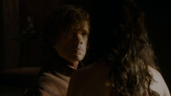 extant_GameOfThrones_4x02-TheLionAndTheRose_1871