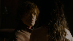 extant_GameOfThrones_4x02-TheLionAndTheRose_1872