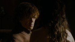 extant_GameOfThrones_4x02-TheLionAndTheRose_1873