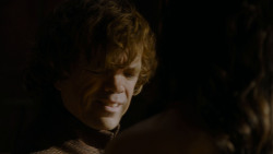 extant_GameOfThrones_4x02-TheLionAndTheRose_1891