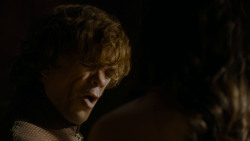 extant_GameOfThrones_4x02-TheLionAndTheRose_1893
