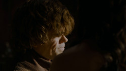 extant_GameOfThrones_4x02-TheLionAndTheRose_1900