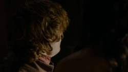 extant_GameOfThrones_4x02-TheLionAndTheRose_1901