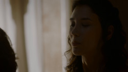 extant_GameOfThrones_4x02-TheLionAndTheRose_1912