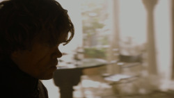 extant_GameOfThrones_4x02-TheLionAndTheRose_1934