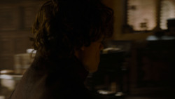 extant_GameOfThrones_4x02-TheLionAndTheRose_1936